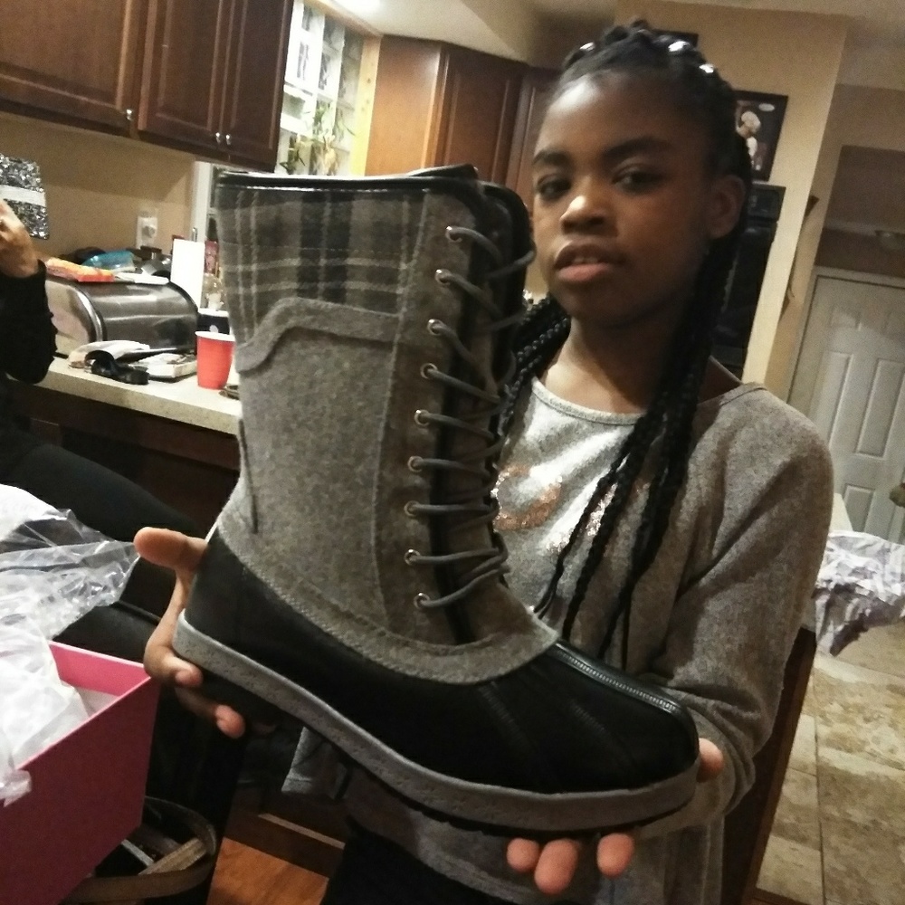 Duck winter boots brand new
